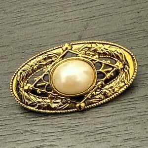 Vintage Gold Tone Oval Faux Pearl Filigree Brooch Openwork Victorian Revival